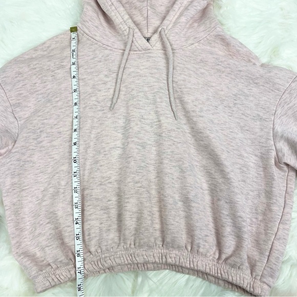Divided Cropped Hoodie Pink Size Medium - Picture 4 of 7